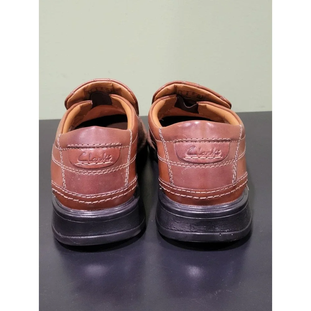 CLARKS mens Escalade Brown Leather Step Slip-On shoes Size 8 - Picture 3 of 10